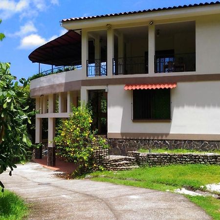 Apartments In Samara Ac Hw 200Mts To The Beach Exterior photo